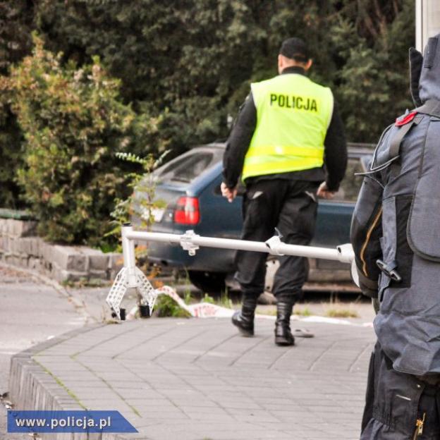 Spektakularna akcja w Gorzowie Wlkp. Na ławce leżał granat